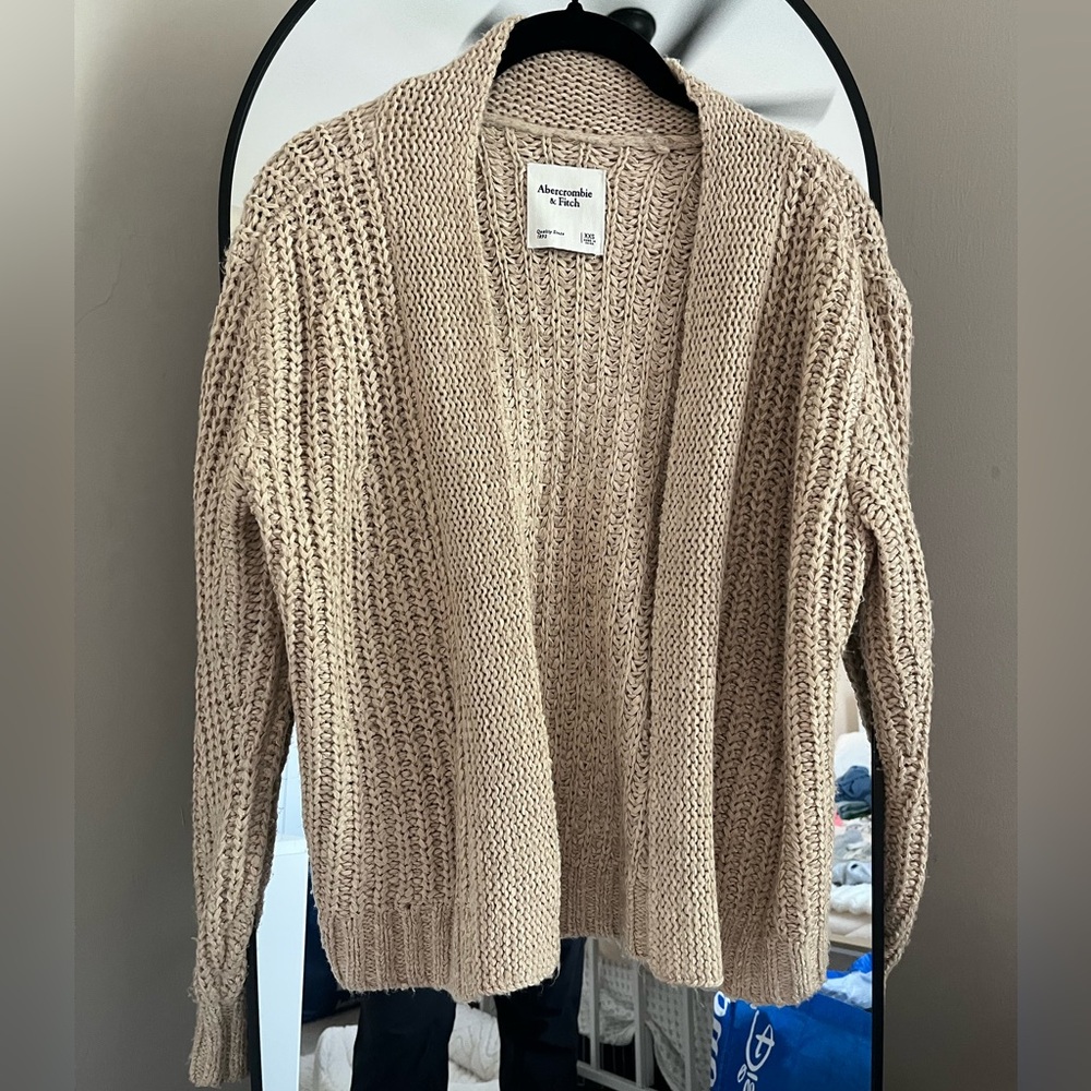 Abercrombie & Fitch Women's Beige Cardigan